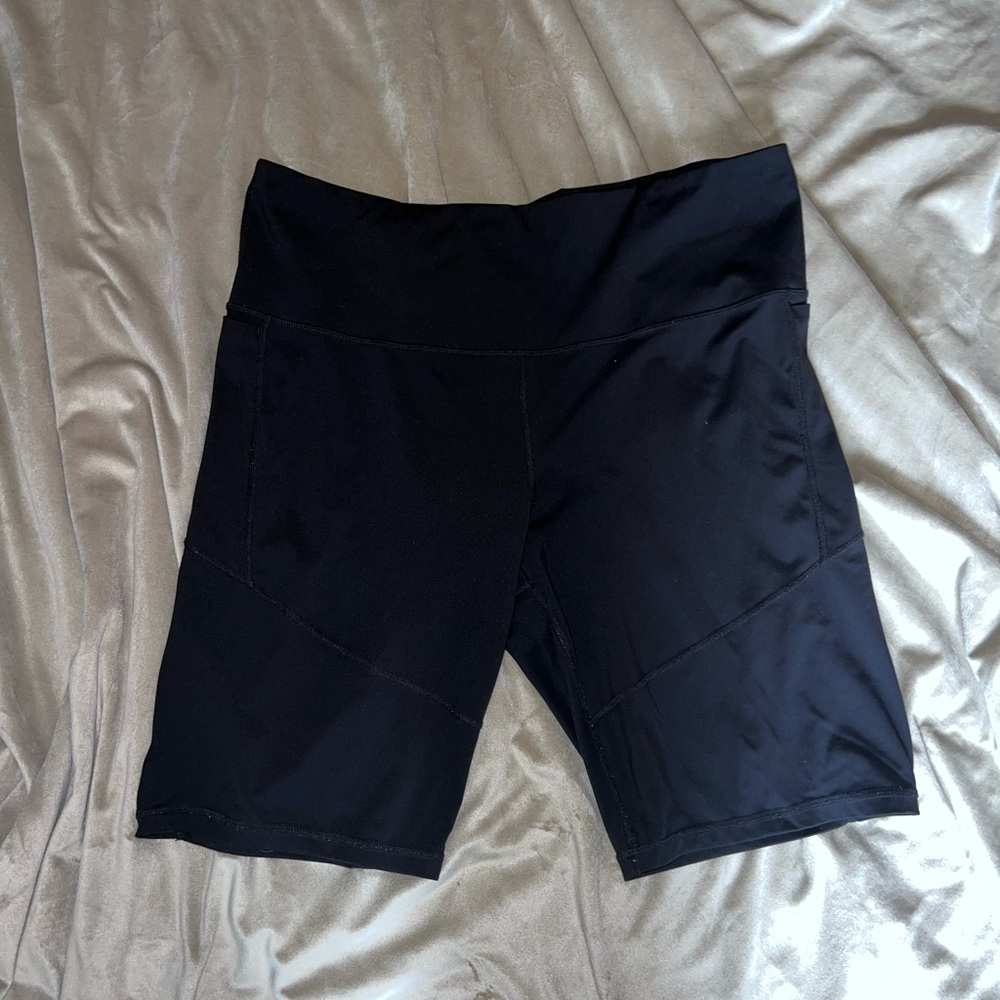 Xersion Anti Order Biker Shorts Size: 2XL